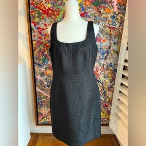 TAHARI black cocktail dress size 10 true to size a real quality dress texture